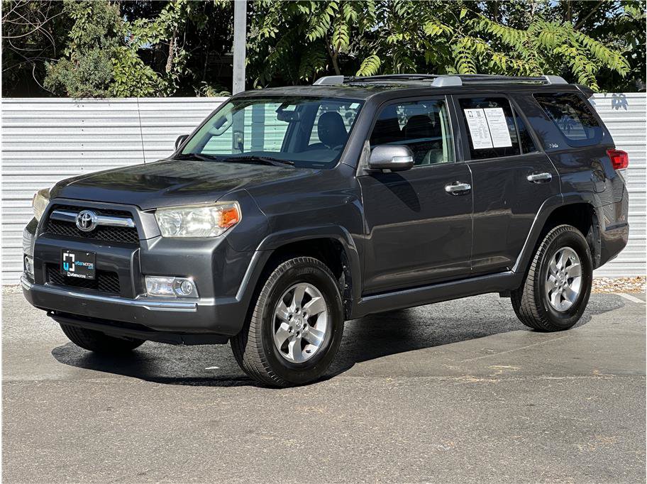 Used 2010 Toyota 4Runner SR5 AWD/4WD image 8