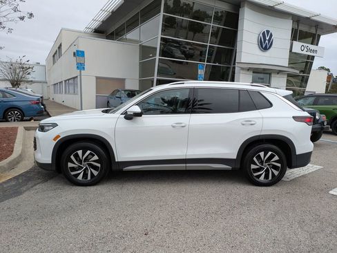 New 2026 Volkswagen Tiguan S FWD image 3