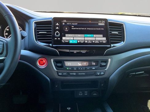 Used 2025 Honda Ridgeline RTL image 9