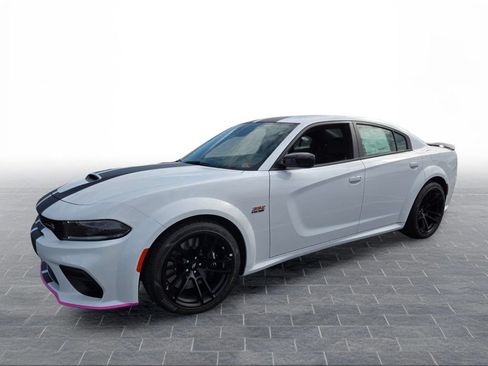 Used 2023 Dodge Charger Scat Pack RWD image 2