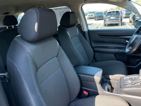 Certified 2025 Honda CR-V LX image 32