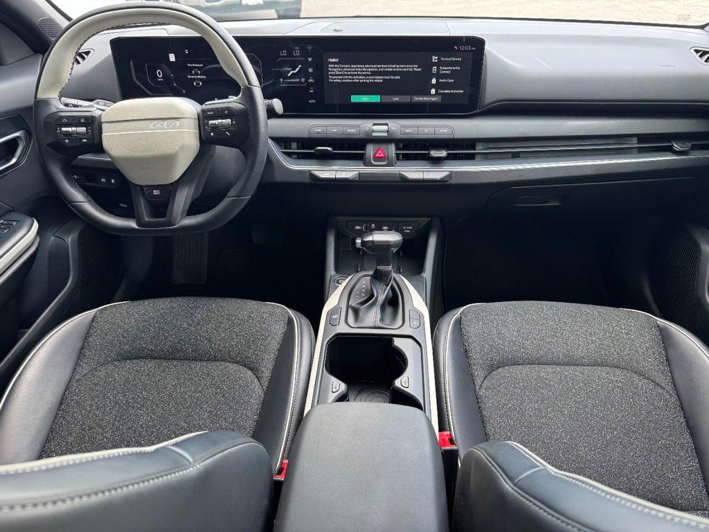 Used 2025 Kia K4 GT-Line FWD image 11