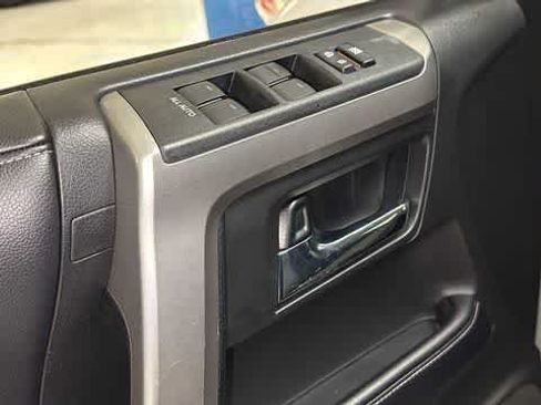 Used 2018 Toyota 4Runner SR5 RWD image 12