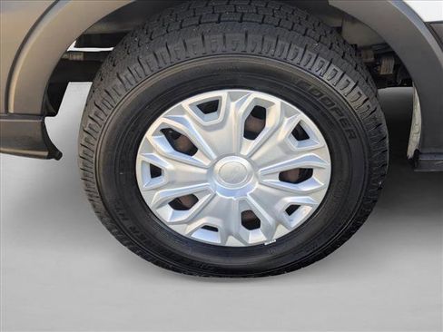 Used 2019 Ford Transit 350 XLT image 22