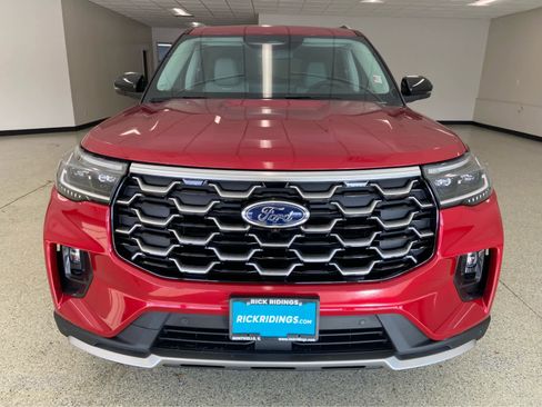New 2026 Ford Explorer Platinum w/ LUX Leather Package AWD/4WD image 2