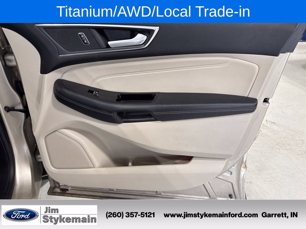 Used 2017 Ford Edge Titanium w/ Technology Package AWD/4WD image 38