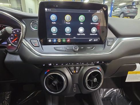 New 2026 Chevrolet Blazer LT w/ Sound & Technology Package AWD/4WD image 23