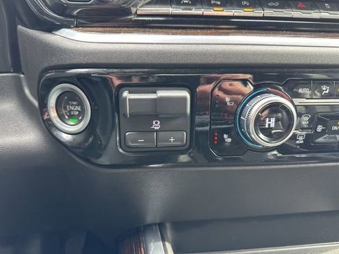 Used 2022 GMC Sierra 1500 Elevation w/ Elevation Premium Package image 64