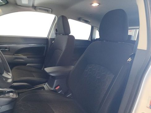 Used 2022 Mitsubishi Outlander Sport ES image 11