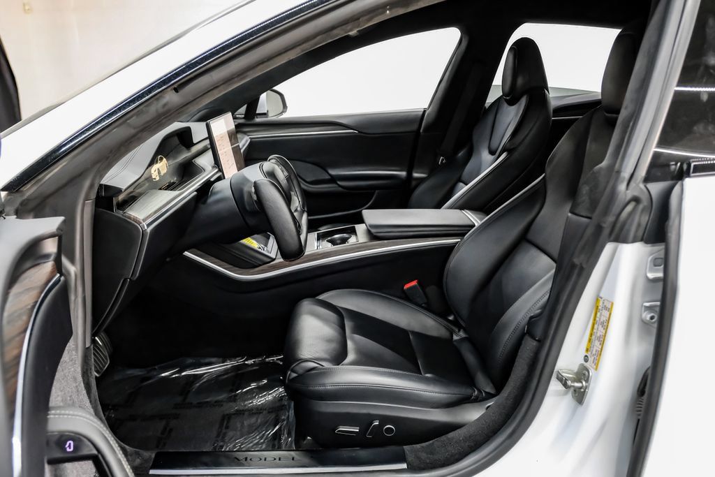 Used 2022 Tesla Model S AWD/4WD image 5