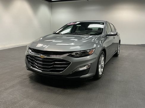 Used 2023 Chevrolet Malibu LT FWD image 1