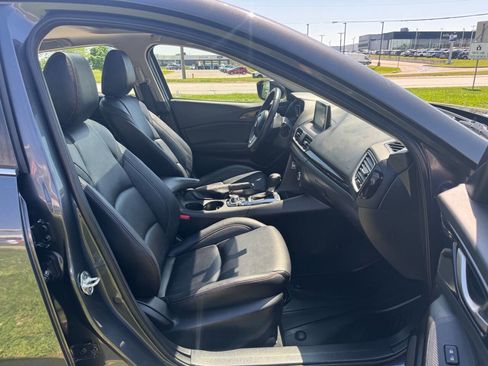 Used 2016 MAZDA MAZDA3 i Grand Touring FWD image 14
