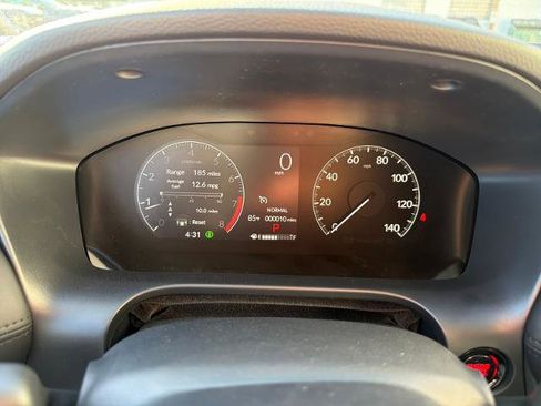 New 2026 Honda HR-V LX image 18