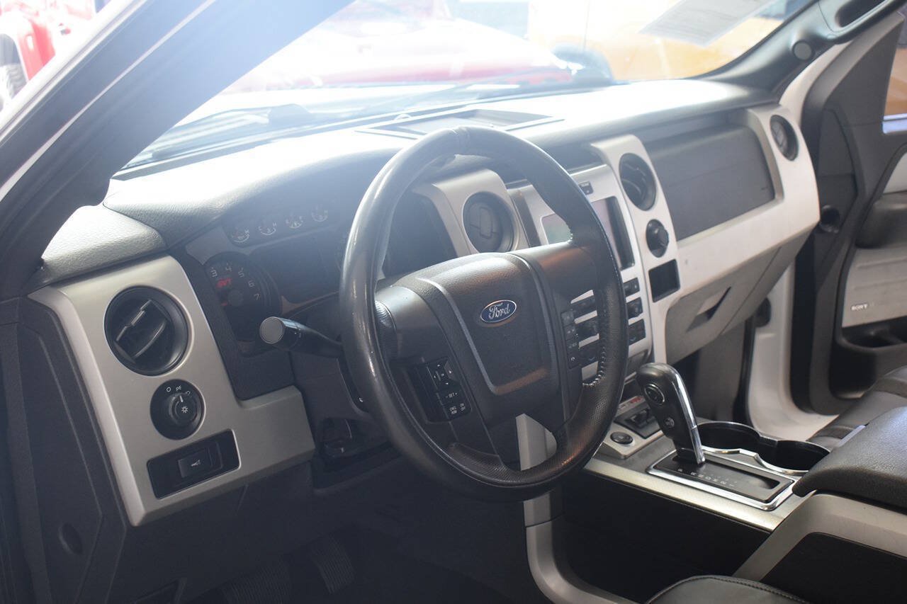 Used 2011 Ford F150 Raptor w/ Raptor Luxury Pkg AWD/4WD image 34