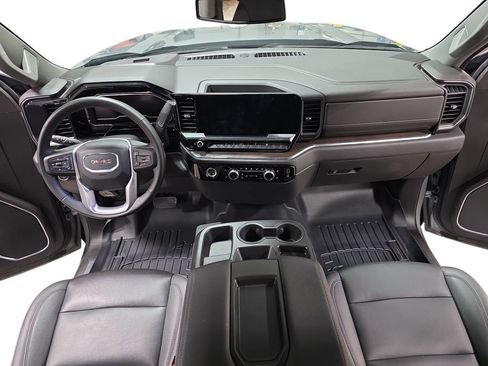 Certified 2024 GMC Sierra 1500 SLT image 9