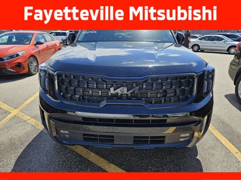 Used 2025 Kia Telluride SX Prestige X-Line image 4