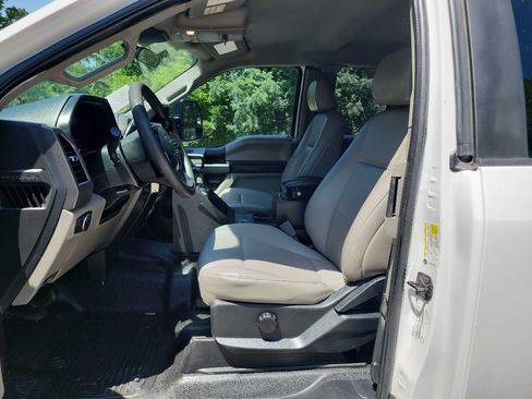 Used 2020 Ford F250 XL w/ Power Equipment Group RWD image 16