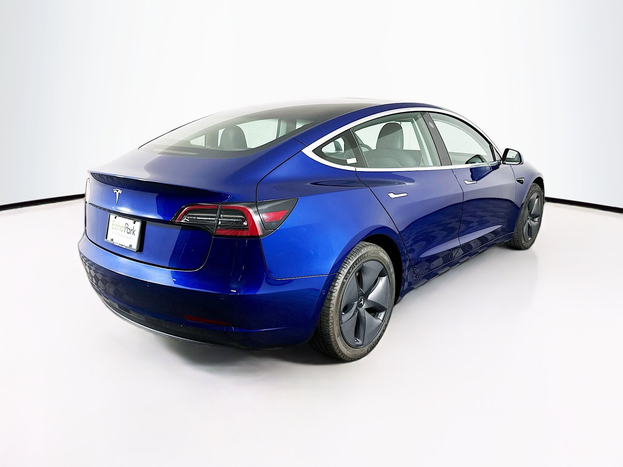 Used 2020 Tesla Model 3 Standard Range Plus RWD image 9