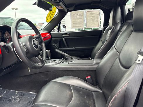 Used 2015 MAZDA MX-5 Miata Club RWD image 6