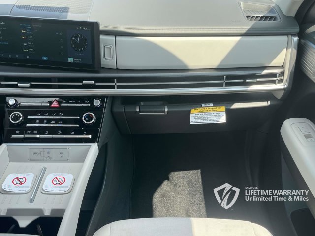 Certified 2026 Hyundai Santa Fe SE FWD image 21