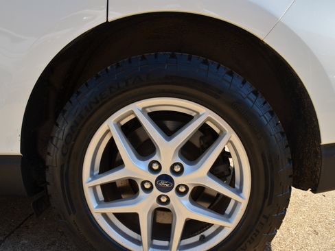 Used 2022 Ford Edge SEL w/ Convenience Package AWD/4WD image 16