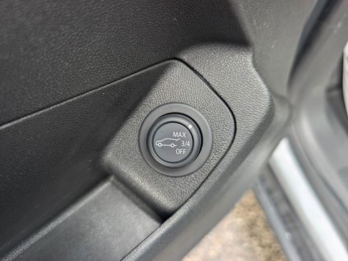 Used 2023 GMC Terrain AT4 image 11