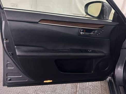 Used 2013 Lexus ES 350 image 8