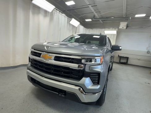 Certified 2024 Chevrolet Silverado 1500 LT image 4