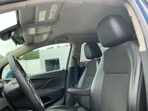 Certified 2019 Buick Encore Sport Touring w/ Safety Package AWD/4WD image 7
