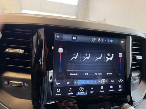 Used 2024 RAM 3500 Tradesman w/ Towing Technology Group image 46