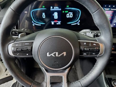 Certified 2023 Kia Sportage EX AWD/4WD image 11