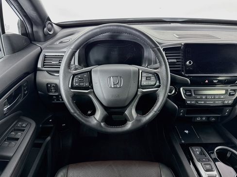 Certified 2024 Honda Ridgeline Black Edition image 23