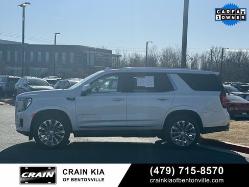Used 2021 GMC Yukon Denali w/ Denali Premium Package image 4