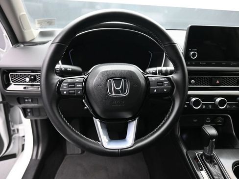 Used 2024 Honda Civic EX-L image 14