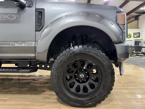 Used 2020 Ford F250 Lariat AWD/4WD image 4