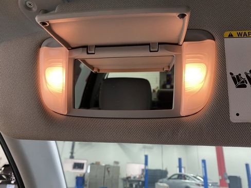 Used 2021 Toyota Tundra Limited image 33