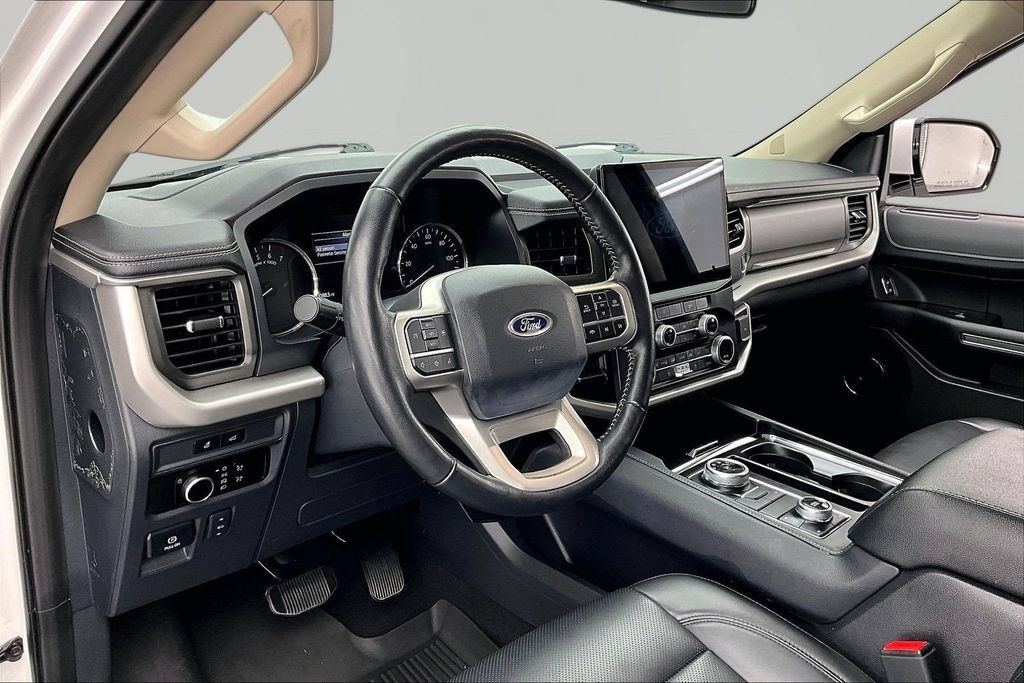 Certified 2024 Ford Expedition XLT AWD/4WD image 14