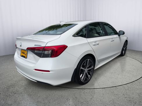 Certified 2024 Honda Civic Touring image 3