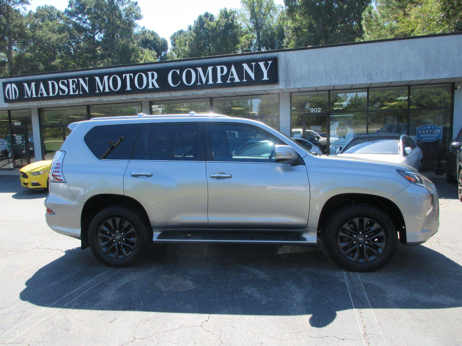 Used 2022 Lexus GX 460 Premium w/ Premium Plus Package AWD/4WD image 4