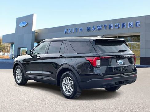 New 2026 Ford Explorer Active image 4