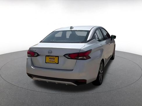 Used 2025 Nissan Versa SV FWD image 14
