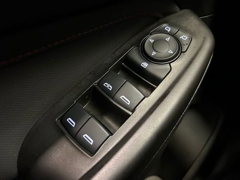 Used 2022 Chevrolet TrailBlazer RS w/ Technology Package image 25