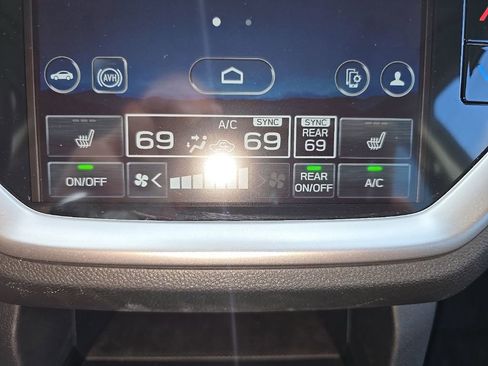 Certified 2025 Subaru Ascent Limited image 11