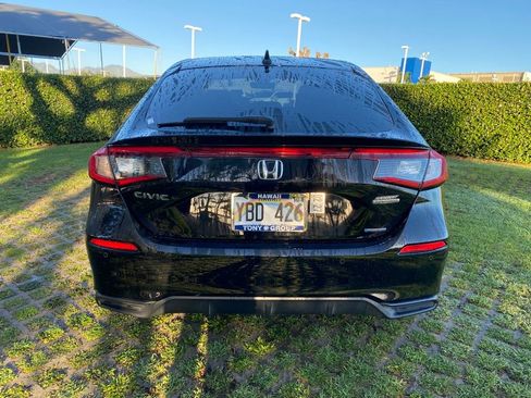 Used 2025 Honda Civic Sport Touring image 6