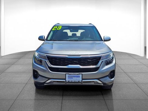 Used 2023 Kia Seltos S FWD image 2