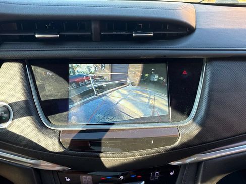 Used 2019 Cadillac XT5 Luxury AWD/4WD image 14