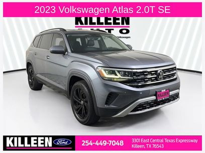 Used 2023 Volkswagen Atlas SE w/ Black Wheel Package