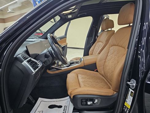 Used 2024 BMW X7 xDrive40i w/ Executive Package AWD/4WD image 19