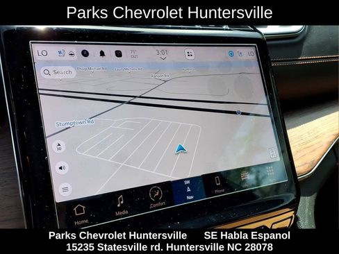 Used 2023 Jeep Grand Cherokee L Summit w/ Advanced Protech Group IV AWD/4WD image 5