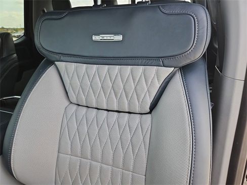 Used 2024 Ford F350 Limited w/ FX4 Off-Road Package image 21